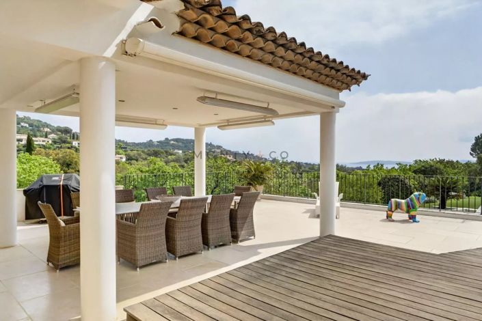 Image No.9-4 Bed House for sale