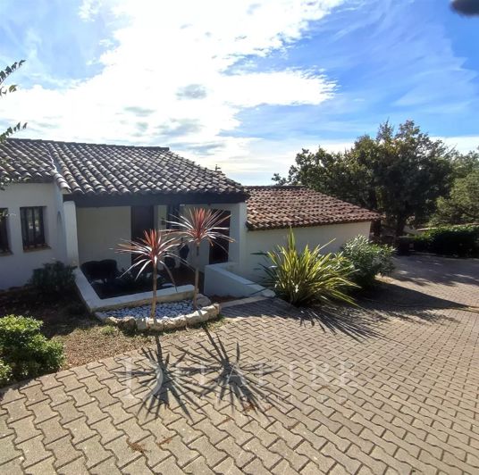 Image No.14-3 Bed House for sale