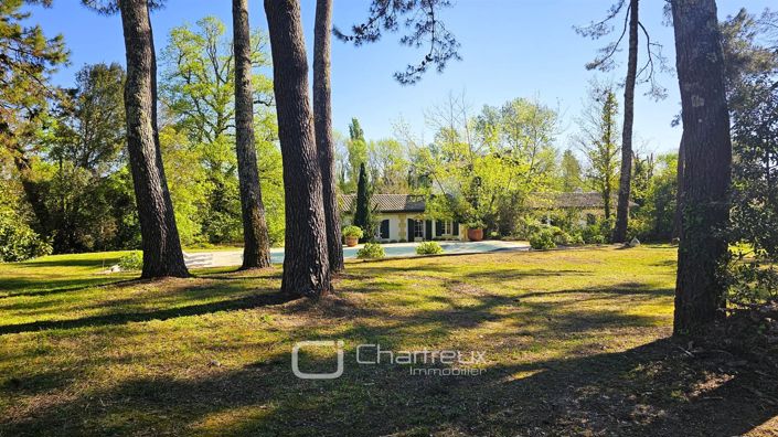 Image No.20-4 Bed House for sale