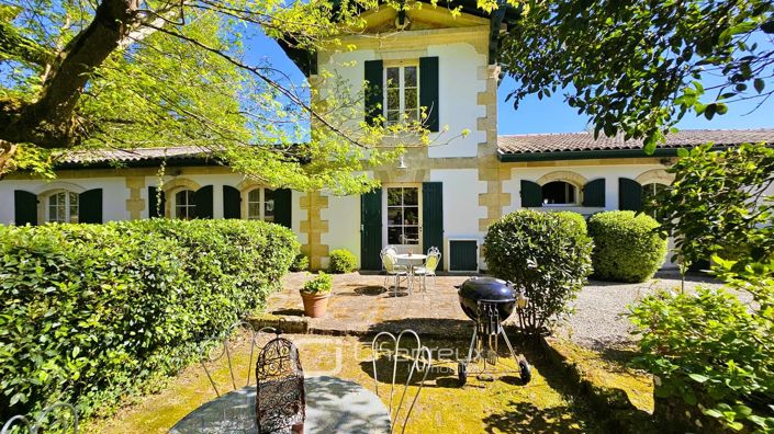 Image No.21-4 Bed House for sale