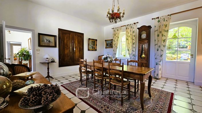 Image No.5-4 Bed House for sale
