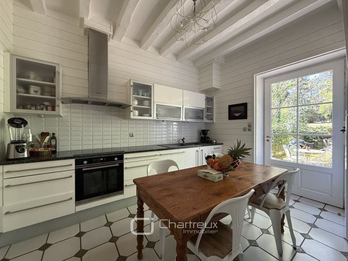 Image No.6-4 Bed House for sale