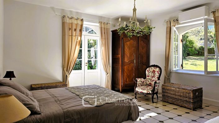 Image No.7-4 Bed House for sale