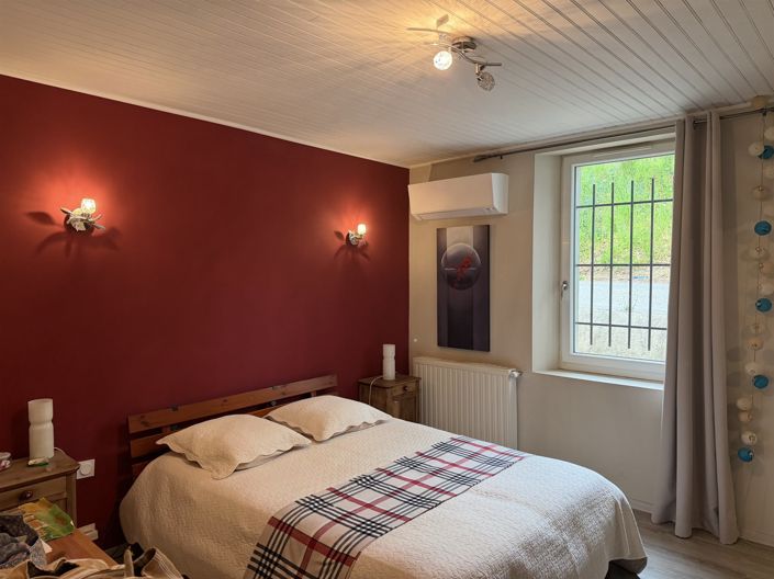 Image No.19-6 Bed House for sale