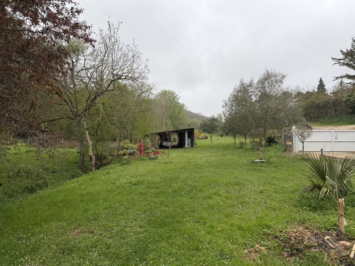 Image No.9-6 Bed House for sale