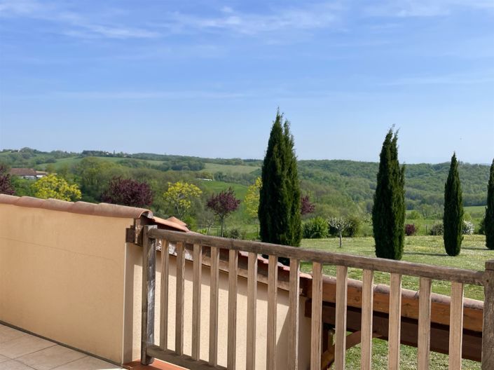 Image No.18-5 Bed House for sale