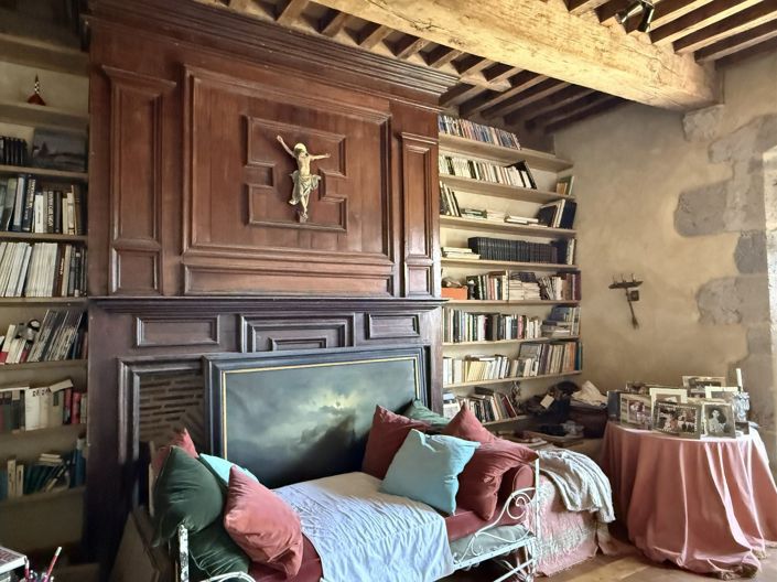 Image No.12-4 Bed Property for sale