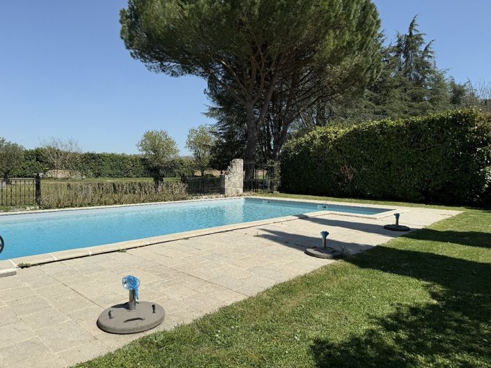 Image No.2-4 Bed Property for sale