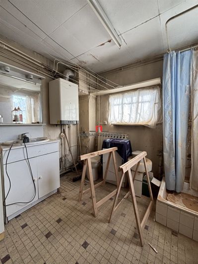 Image No.3-1 Bed House for sale