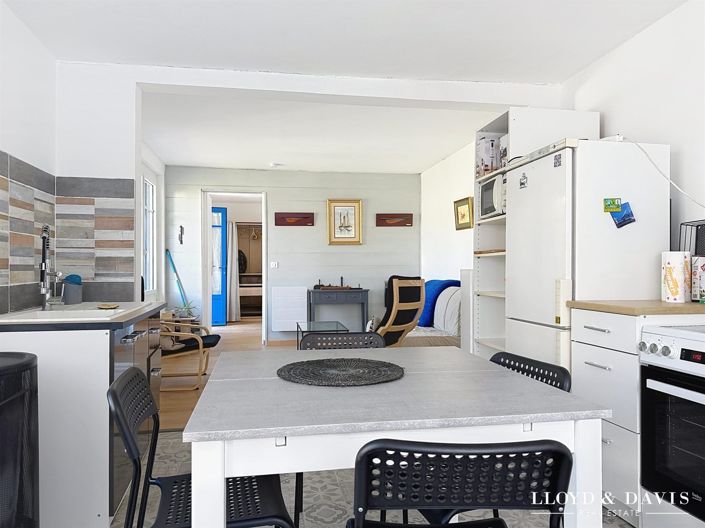 Image No.20-5 Bed House for sale