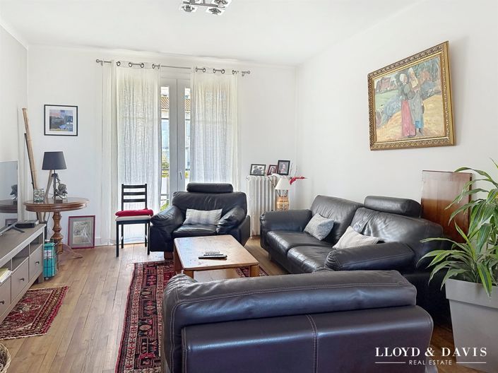 Image No.5-5 Bed House for sale