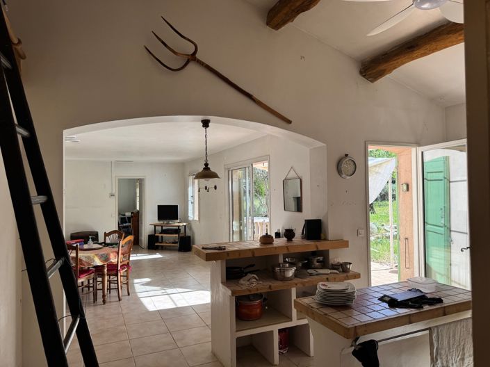 Image No.8-3 Bed House for sale