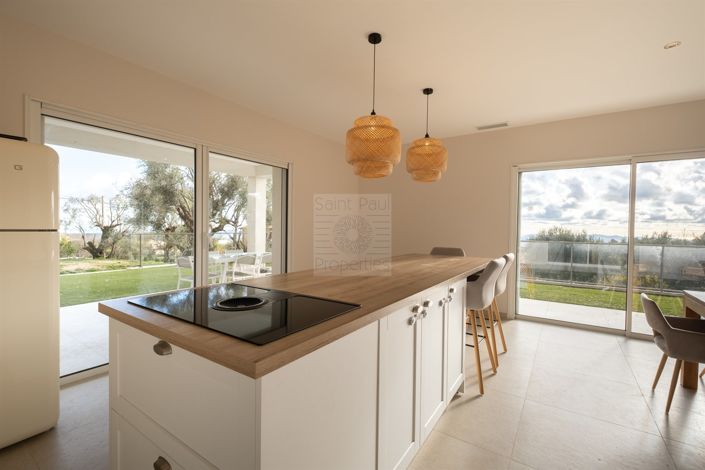 Image No.14-4 Bed House for sale