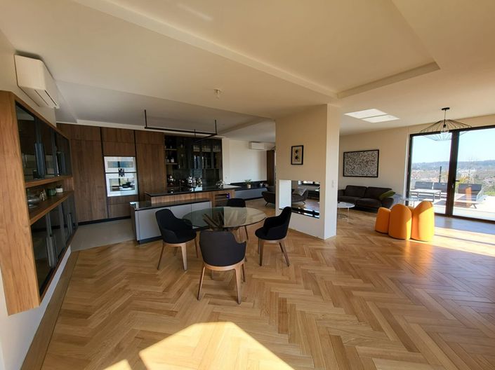 Image No.3-4 Bed Property for sale