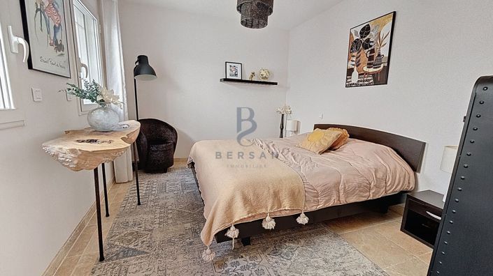 Image No.11-4 Bed House for sale
