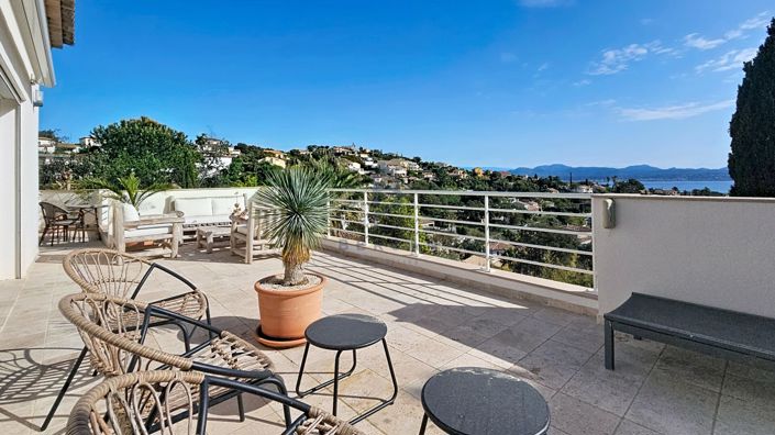Image No.4-4 Bed House for sale