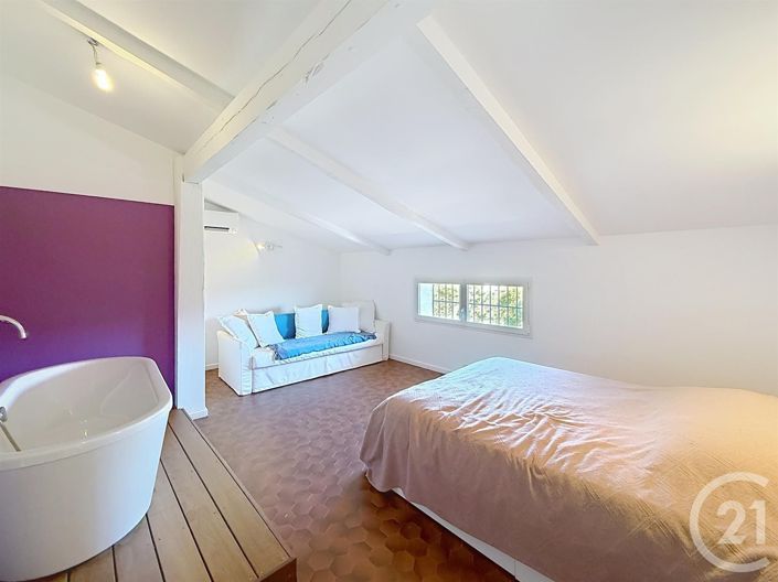 Image No.18-4 Bed House for sale