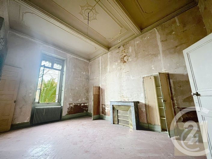 Image No.14-7 Bed Apartment for sale
