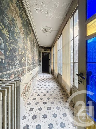 Image No.24-7 Bed Apartment for sale