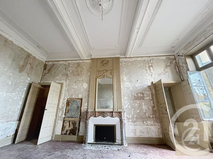 Image No.4-7 Bed Apartment for sale