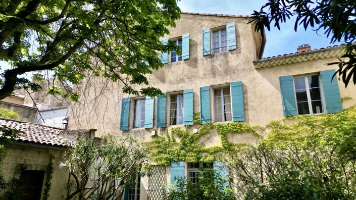Image No.2-6 Bed House for sale