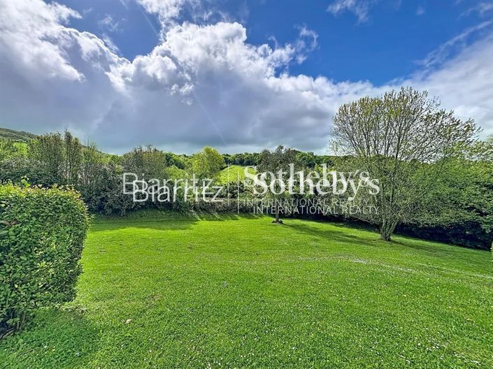 Image No.16-5 Bed House for sale