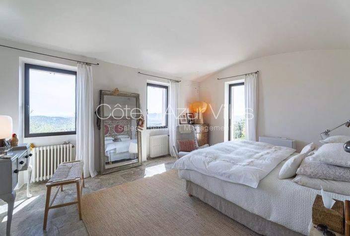 Image No.10-4 Bed House for sale