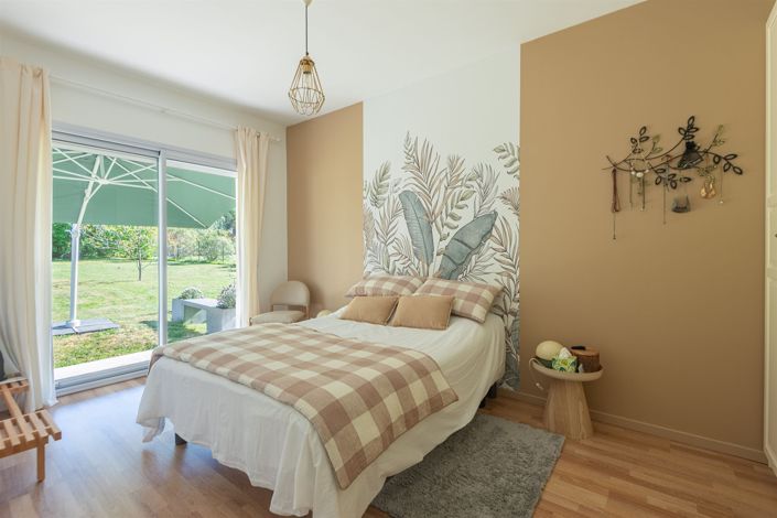Image No.14-3 Bed House for sale