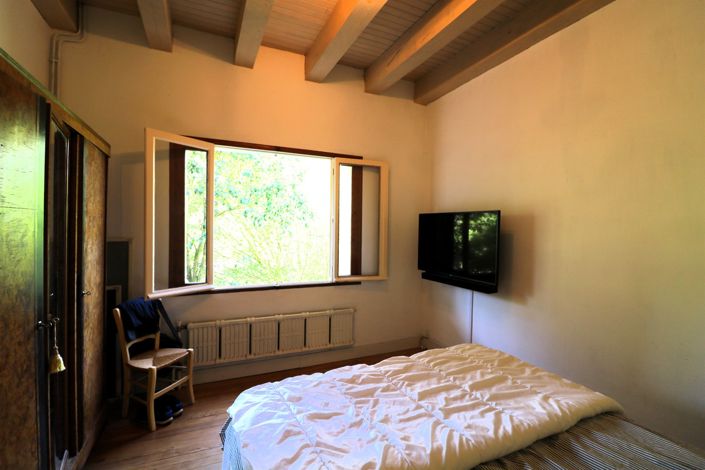 Image No.16-5 Bed House for sale