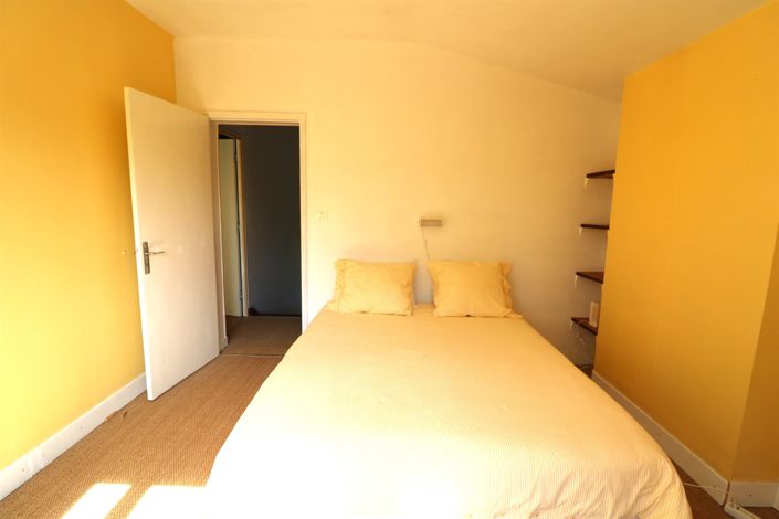 Image No.43-5 Bed House for sale