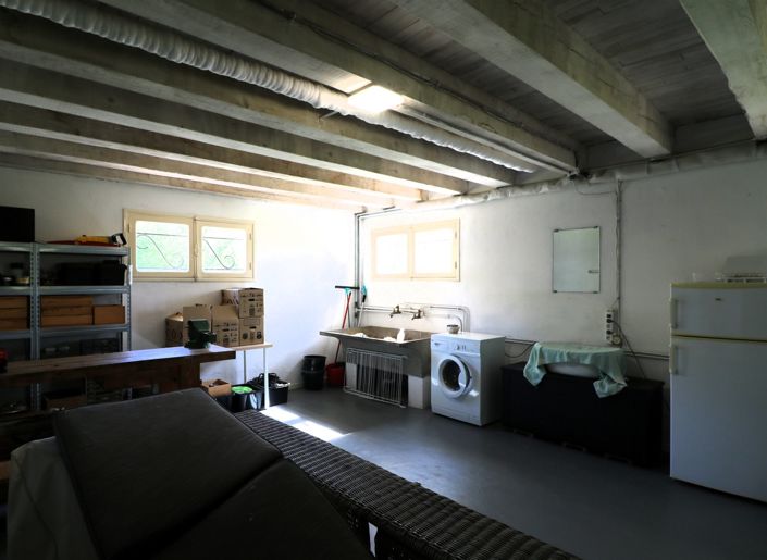 Image No.46-5 Bed House for sale