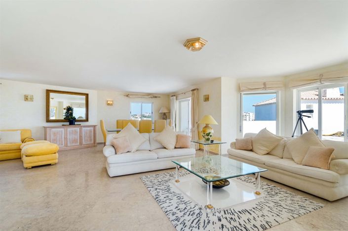 Image No.13-3 Bed Apartment for sale