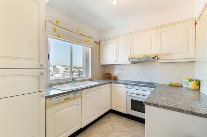 Image No.19-3 Bed Apartment for sale