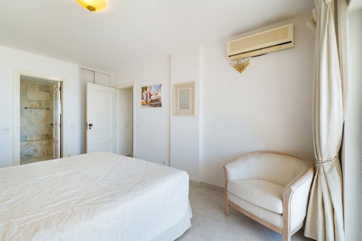 Image No.23-3 Bed Apartment for sale