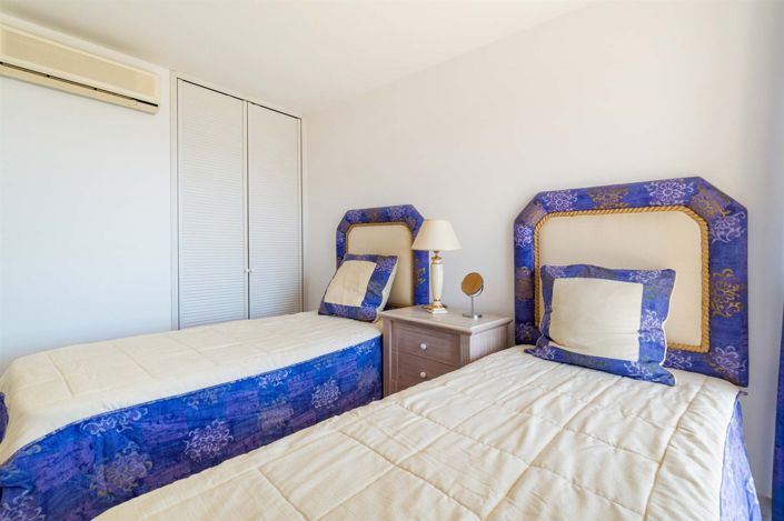 Image No.27-3 Bed Apartment for sale