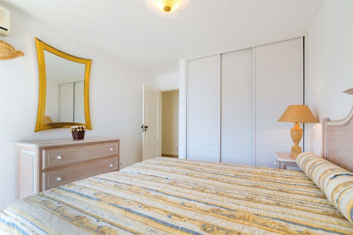 Image No.29-3 Bed Apartment for sale