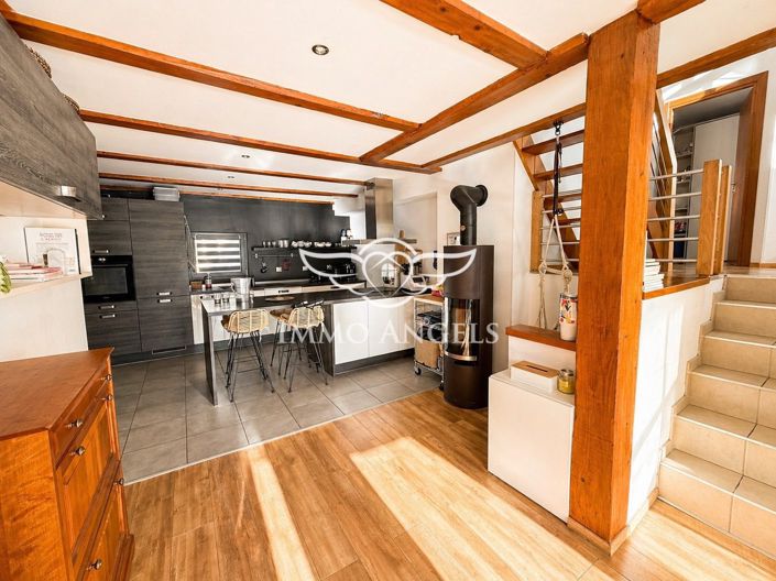 Image No.2-3 Bed House for sale