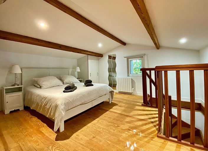 Image No.15-4 Bed House for sale