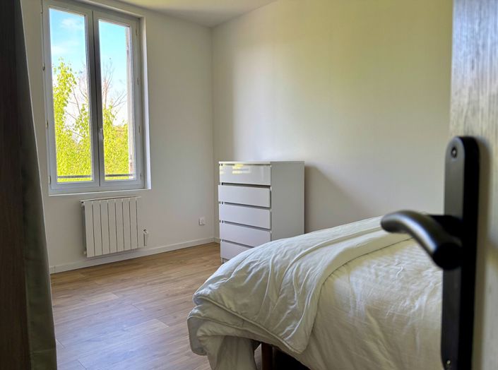 Image No.9-4 Bed House for sale