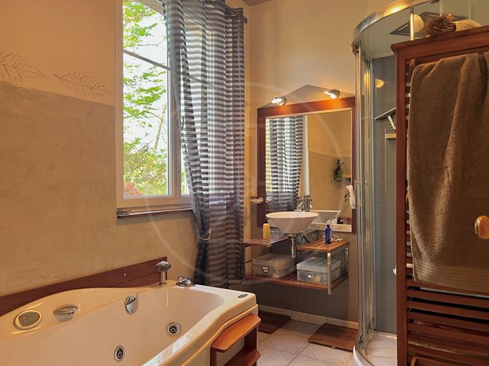 Image No.14-4 Bed House for sale