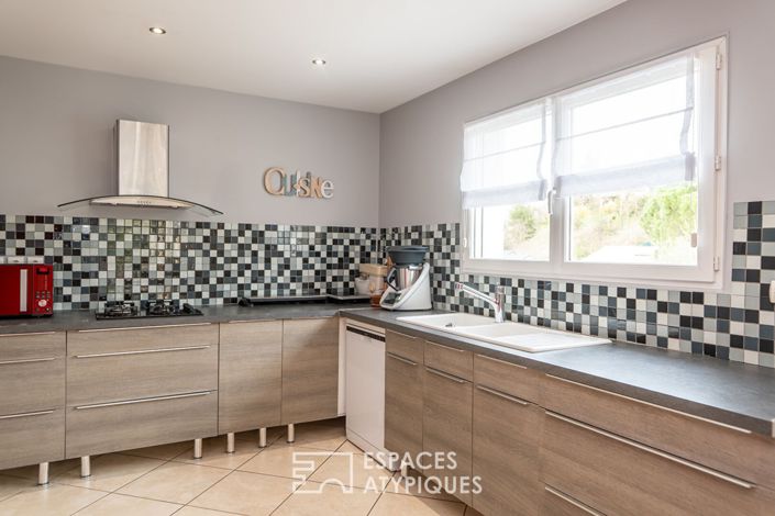 Image No.3-7 Bed Property for sale