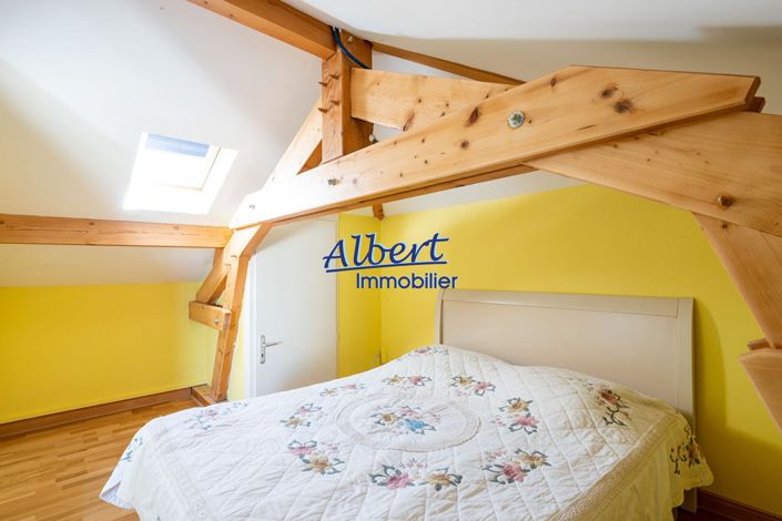 Image No.12-4 Bed House for sale