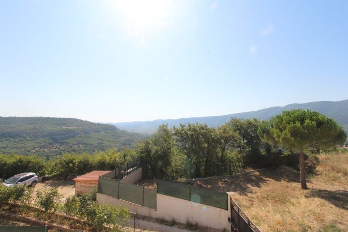 Image No.2-4 Bed House for sale