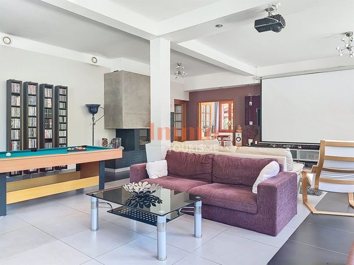 Image No.19-14 Bed House for sale