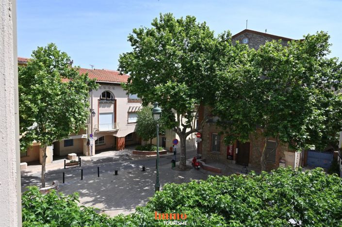 Image No.19-7 Bed House for sale