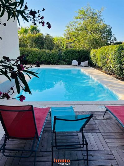 Image No.10-16 Bed House for sale