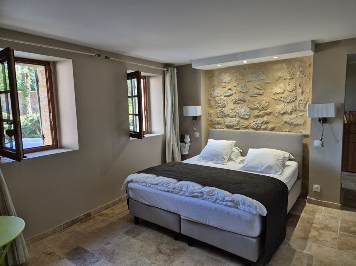 Image No.11-5 Bed House for sale