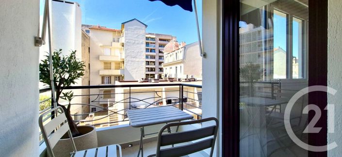 Image No.9-Appartement de 1 chambre à vendre à Nice