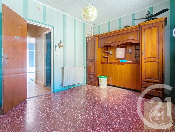 Image No.16-3 Bed House for sale