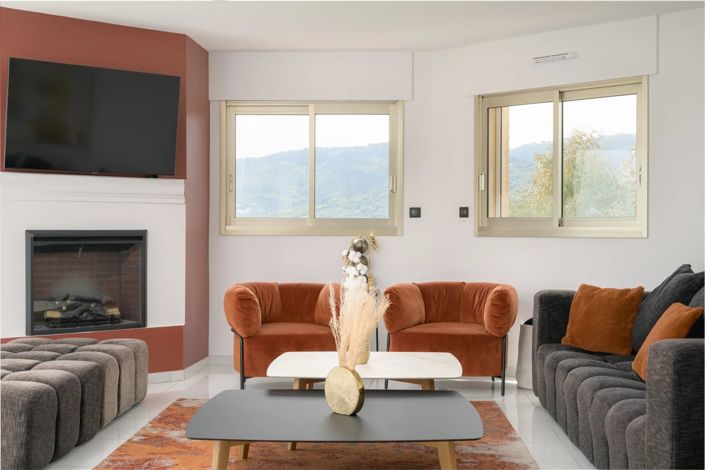 Image No.4-6 Bed House for sale